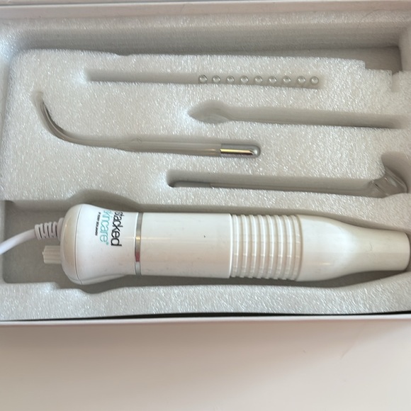 StackedSkincare High Frequency Device - Picture 2 of 3